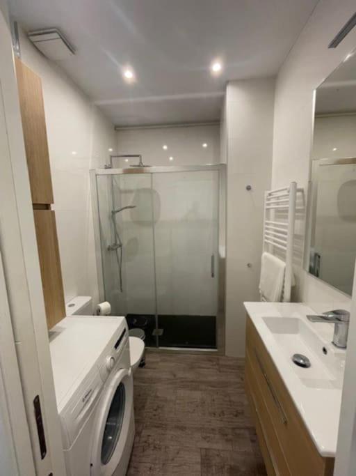 Apartment Nuevo Y Confortable En Vista Alegre Madrid
