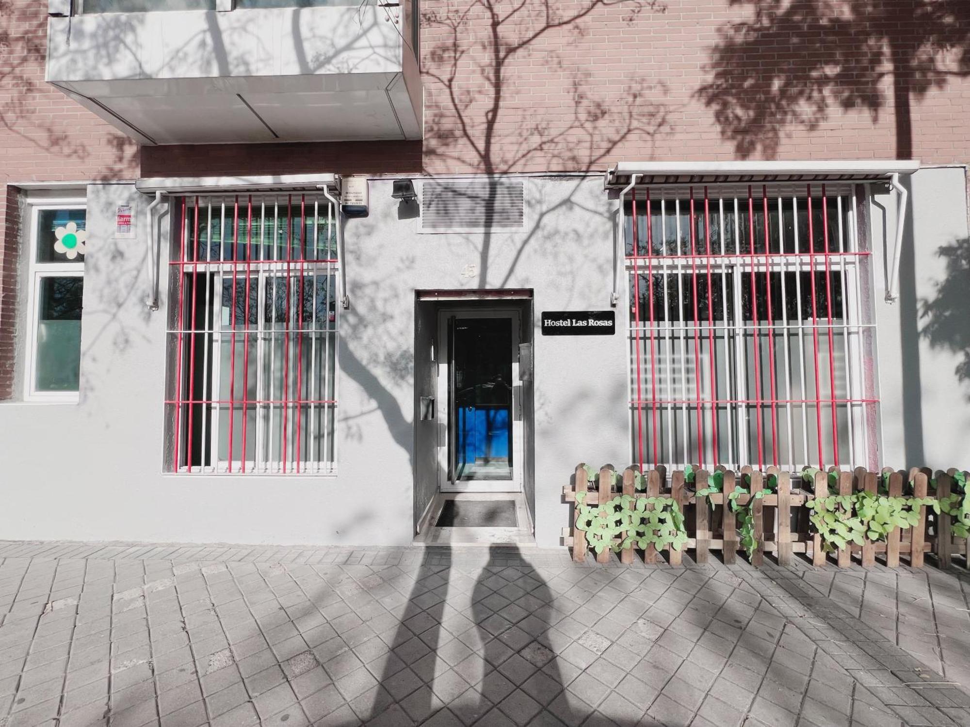 Rosas Hostal *