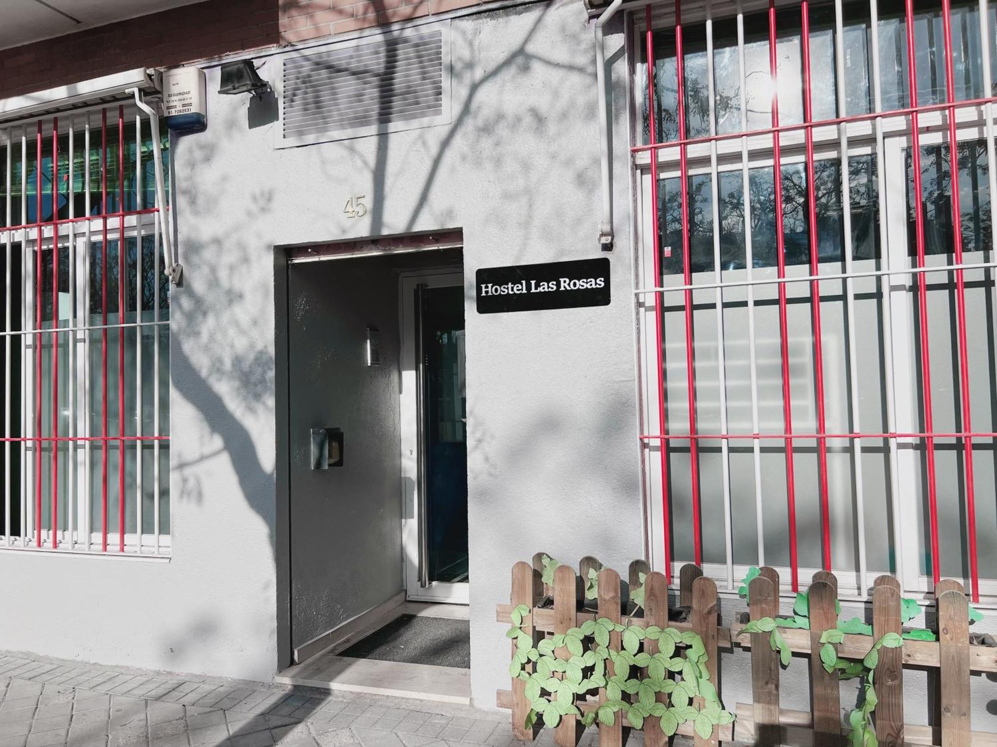 Hostal Rosas *