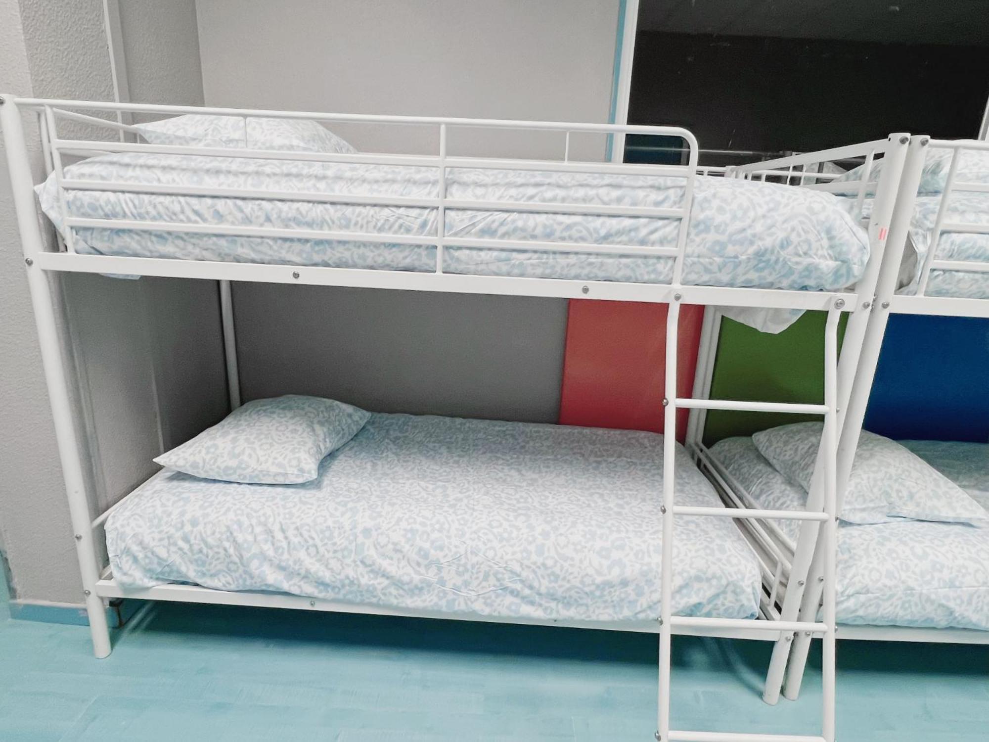 Rosas Hostal