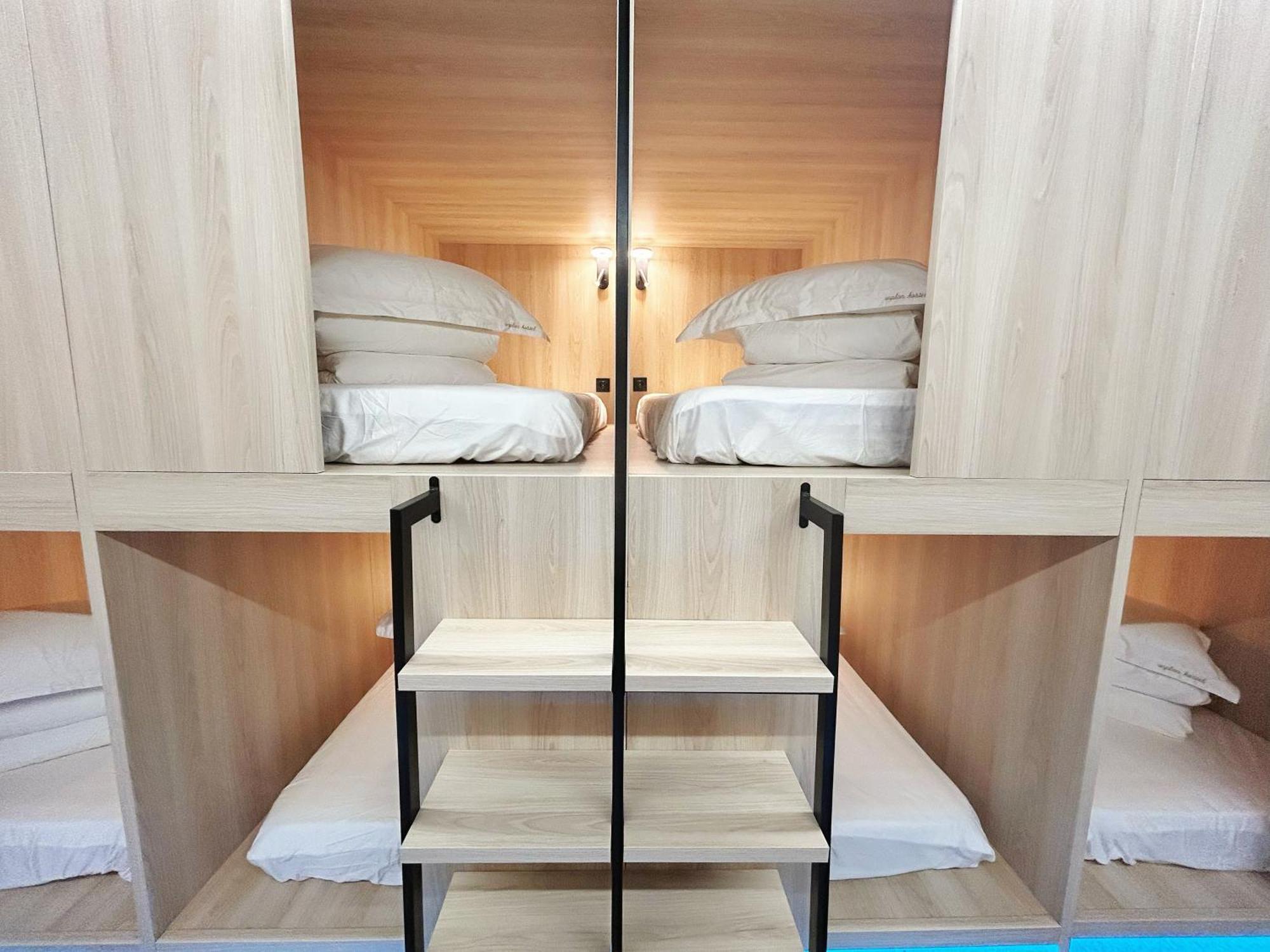 Unplan Hostel