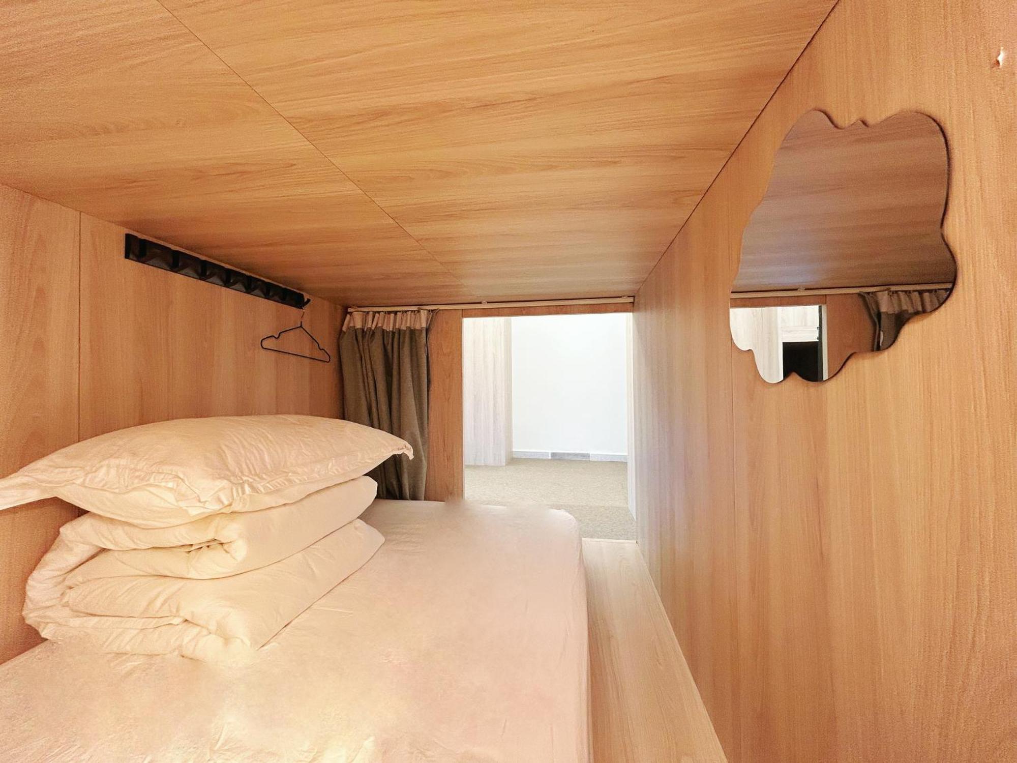 Unplan Hostel