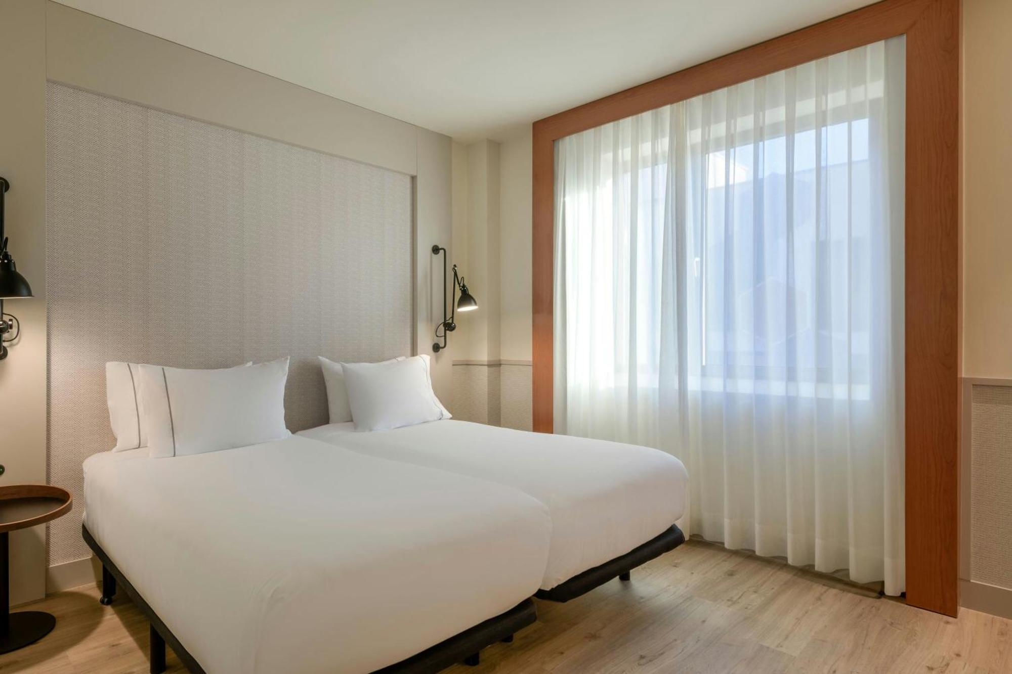 Hotel Ac Vascos By Marriott Madrid
