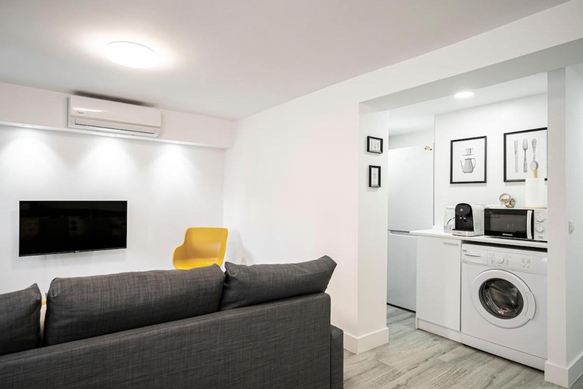 Beautiful Family Flat In Residential Area - Noblejas