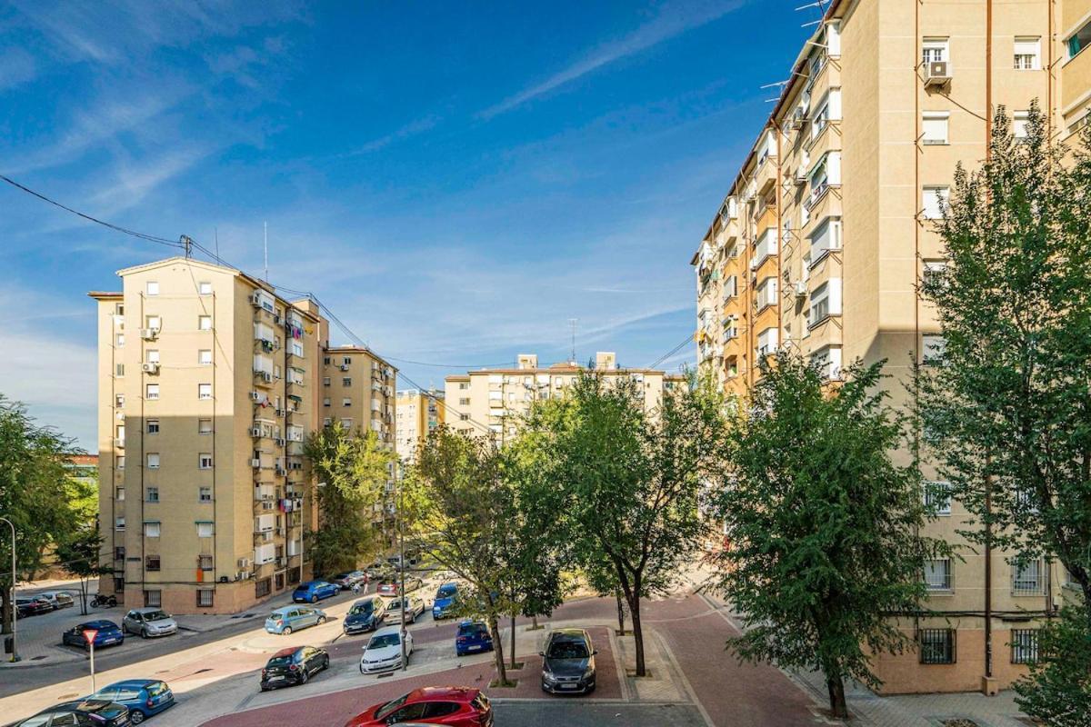 Beautiful Family Flat In Residential Area - Noblejas Apartamento Madrid