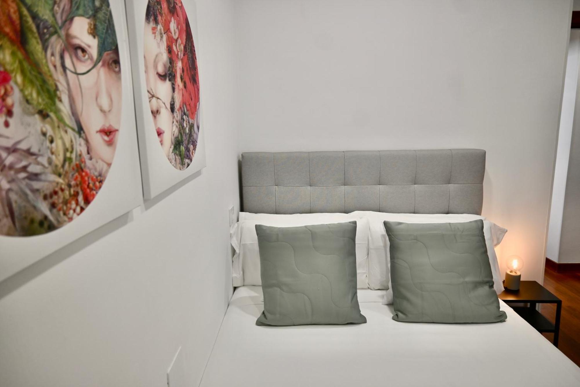 Apartment For Vivienda Temporal De Cuatro En Arganzuela Man102 Madrid