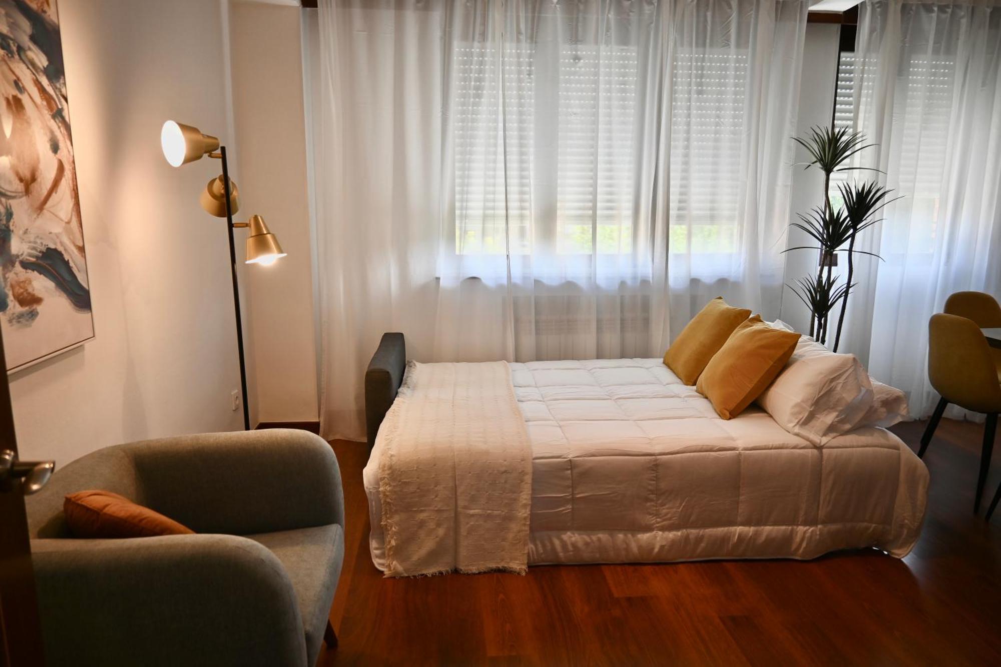 Apartment For Vivienda Temporal De Cuatro En Arganzuela Man102