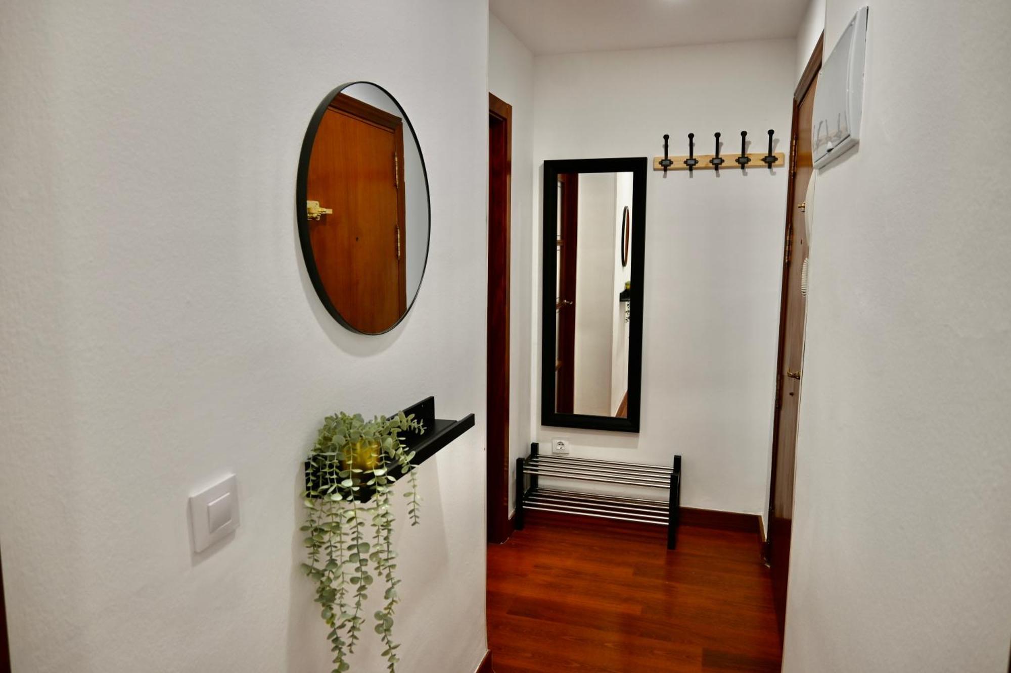 Apartment For Vivienda Temporal De Cuatro En Arganzuela Man102 *