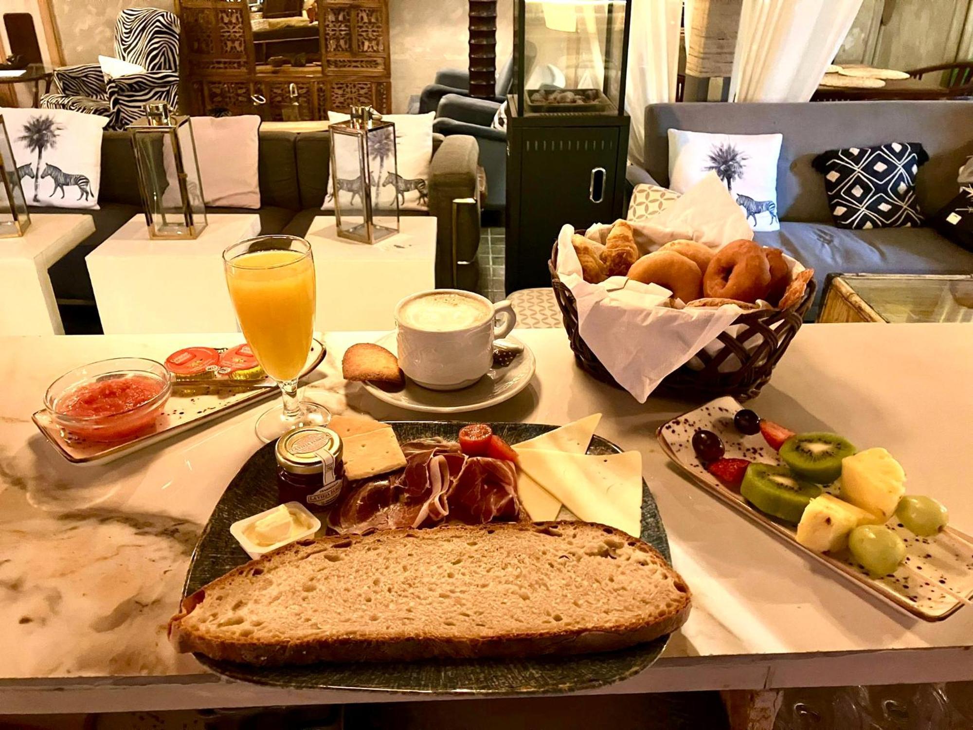 Life Gran Via - Tropical Garden Hotel 3*