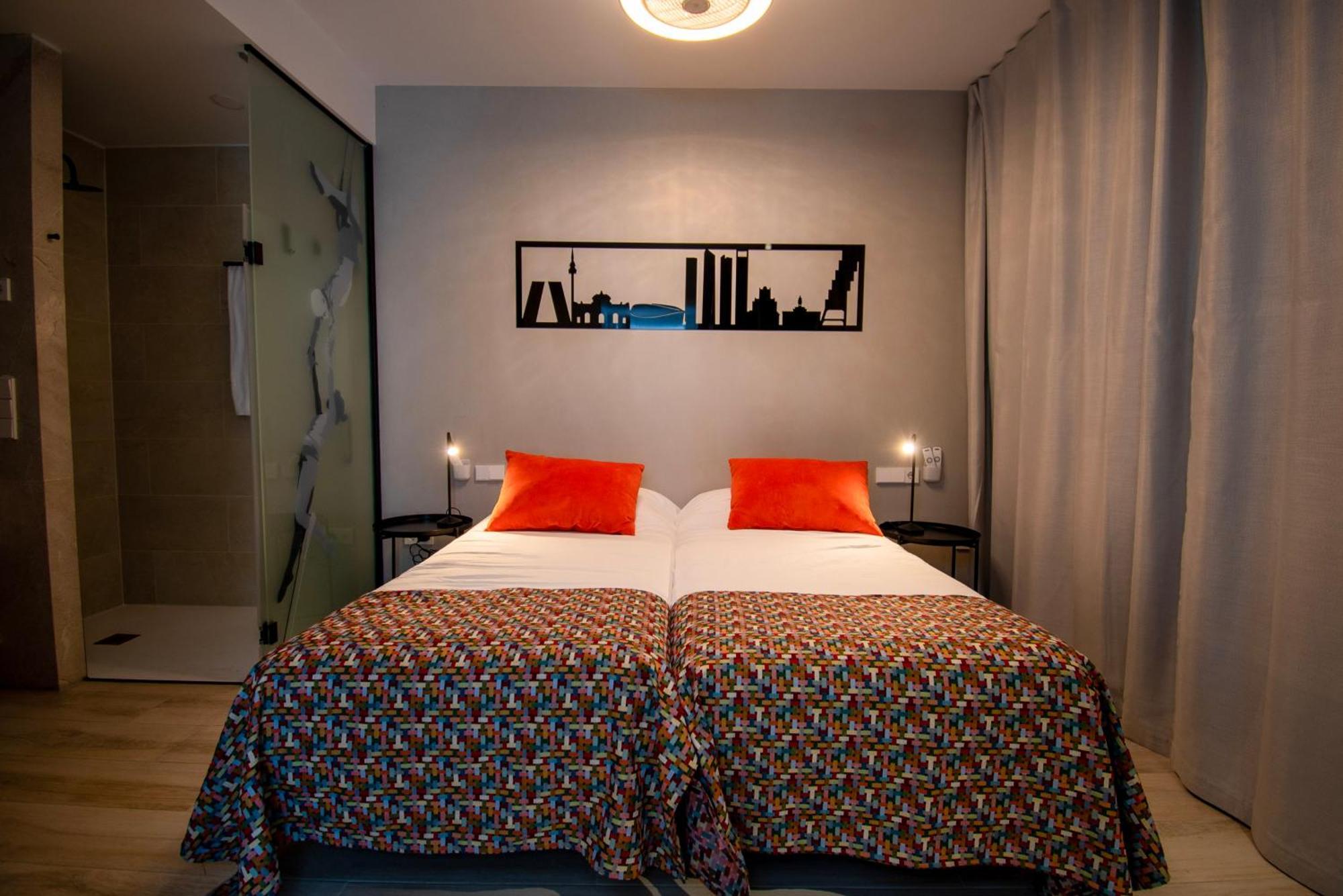Ekilibrio & Apart-suites 4* Madrid
