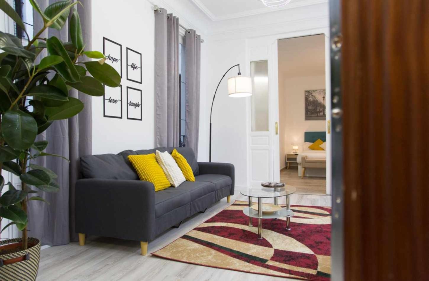 Apartamento Lujosa En Cortes Madrid