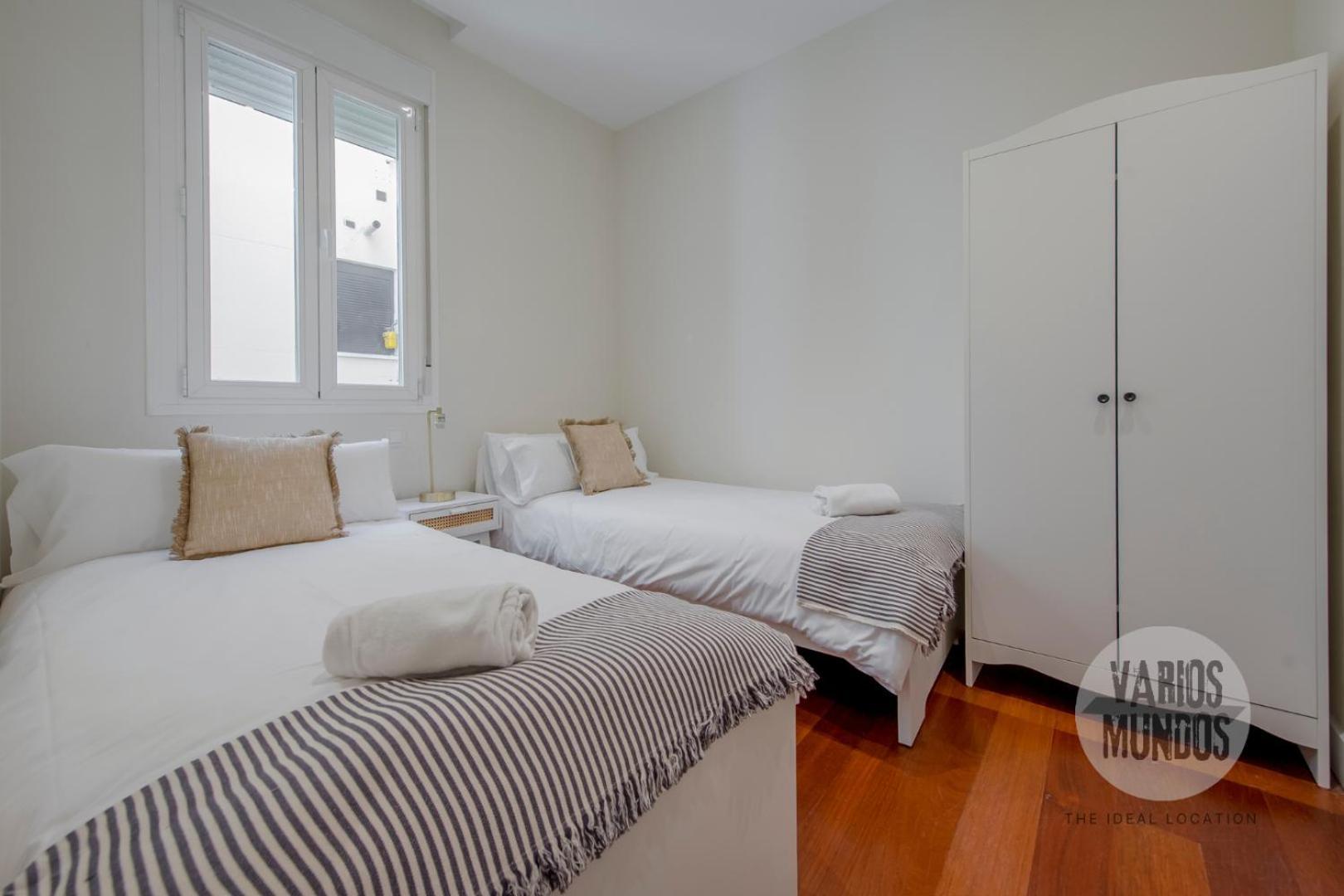 Apartment Vistas Exclusivas 10 En Duque De Osuna 8 *