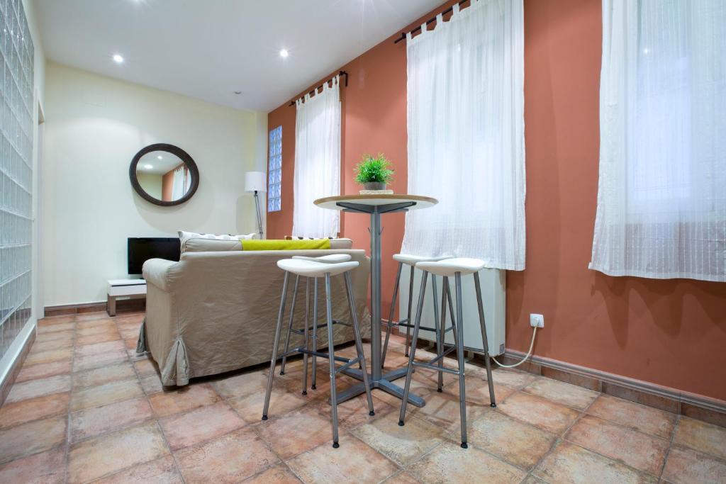 Tirso De Molina Apartamento *
