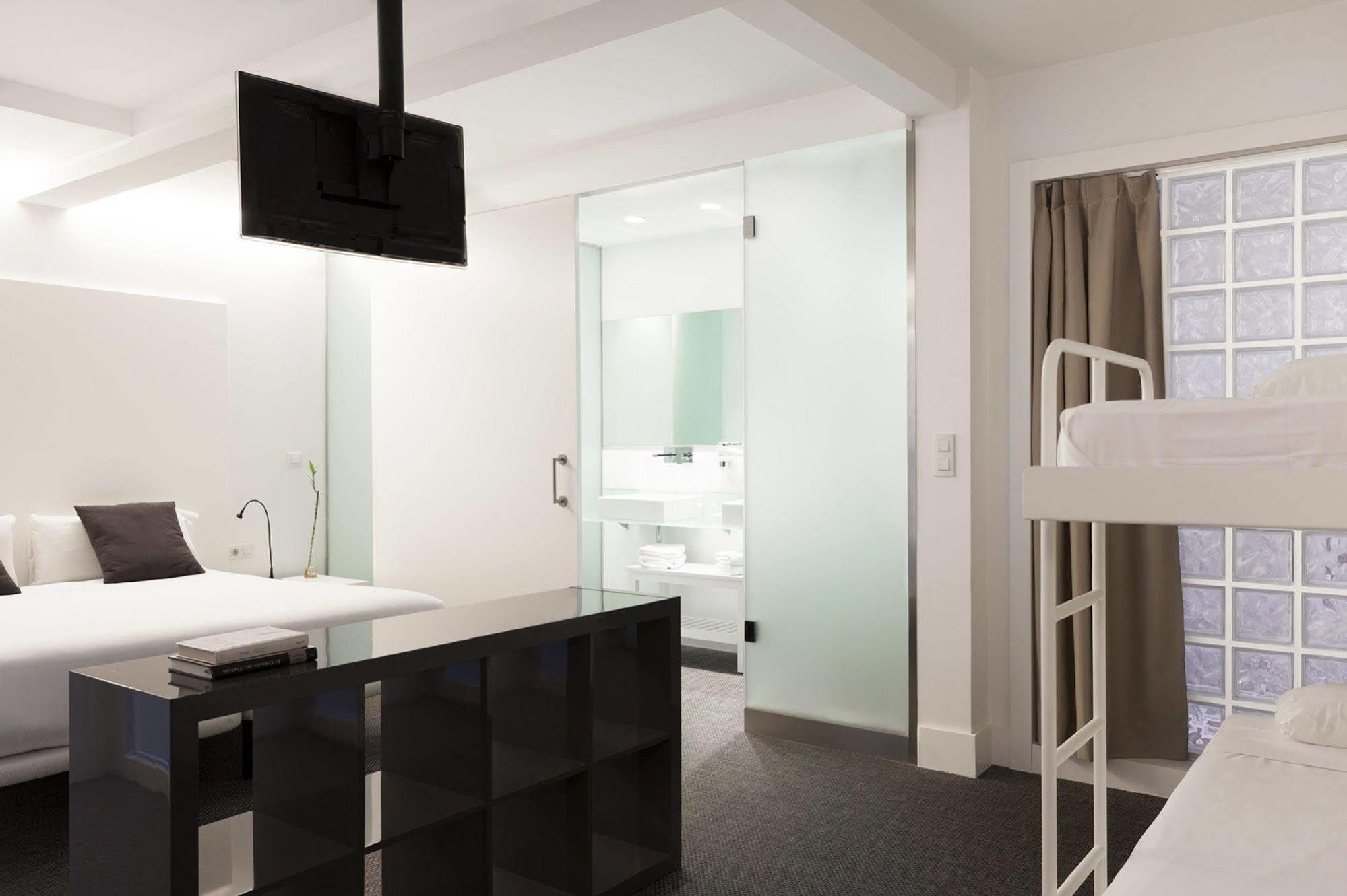 Artrip Hotel 2*