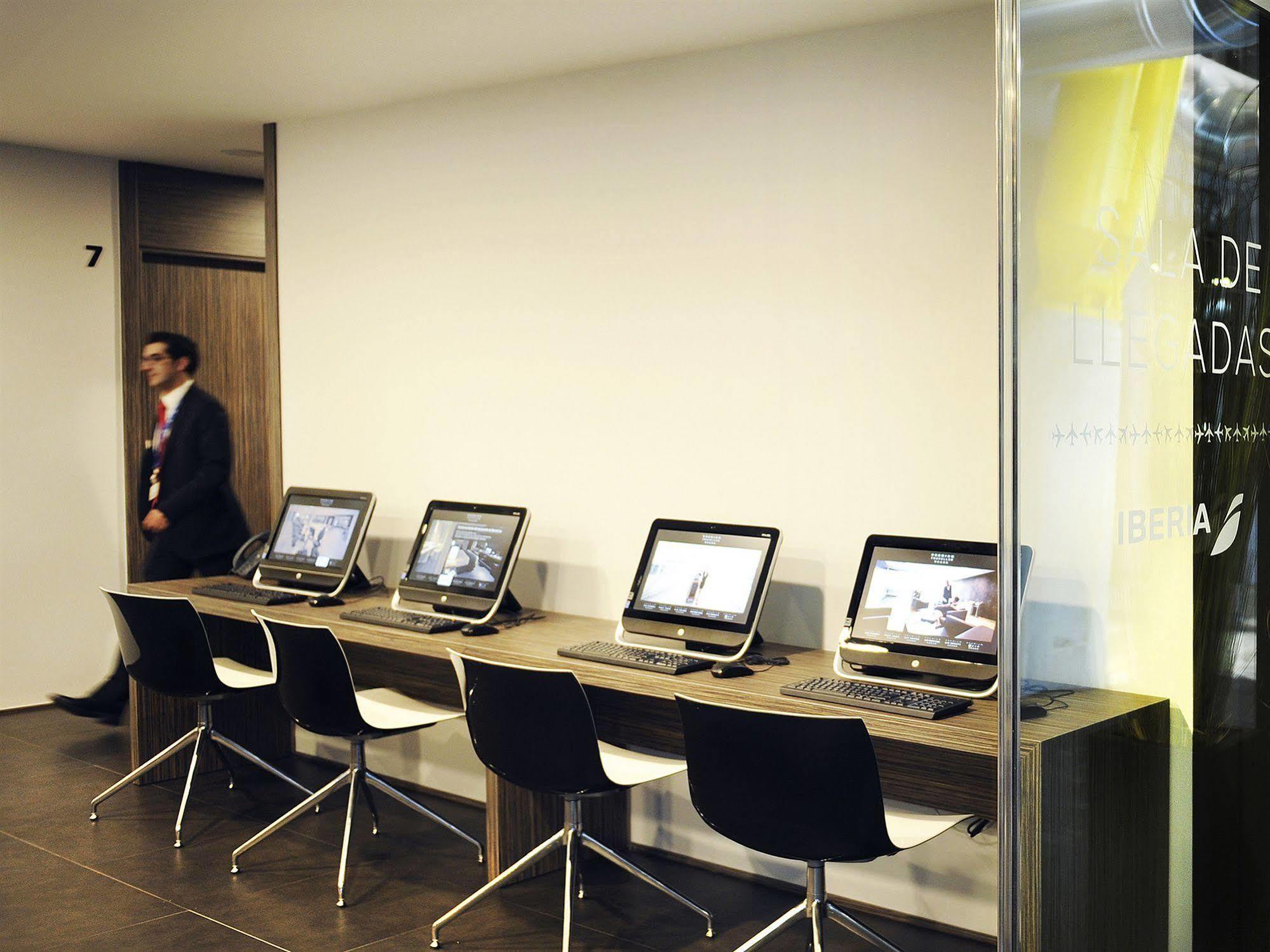 Air Airport By Premium Traveller 4* Madrid
