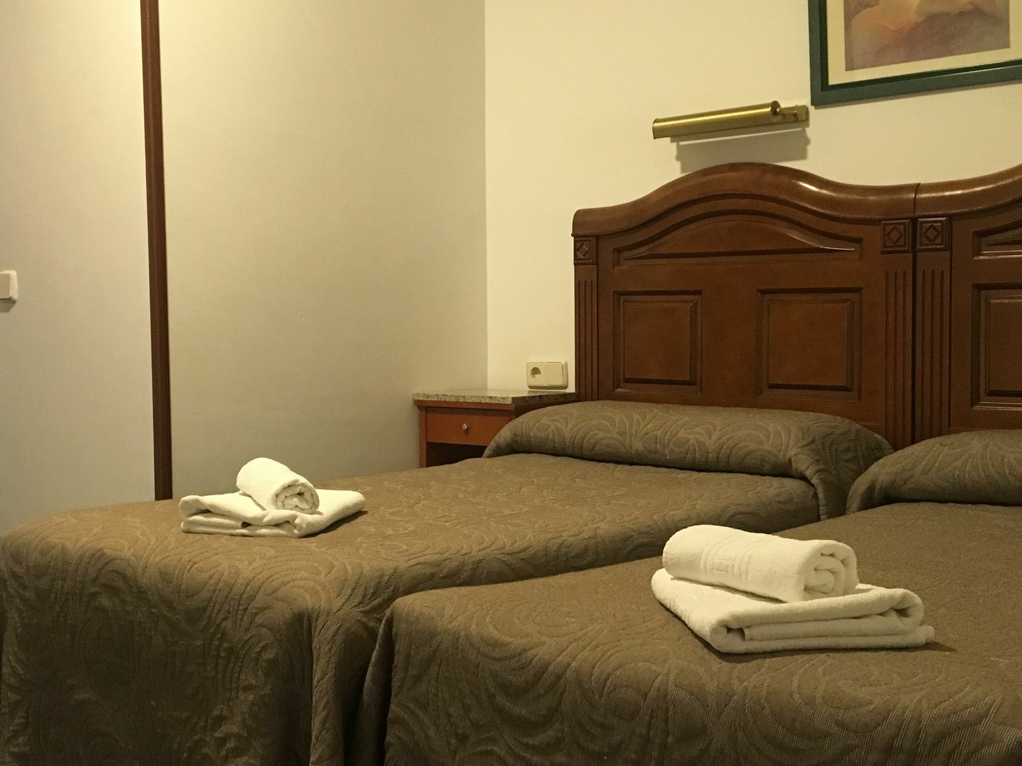 Conchita Legazpi Guest house *