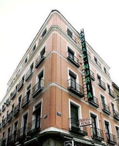Centro Fuencarral 52 Hotel 3*