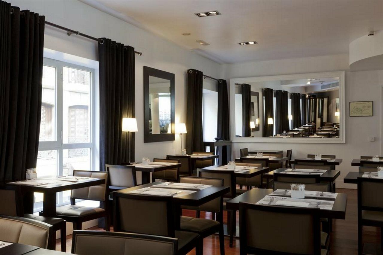 Quatro Puerta Del Sol Hotel 4*