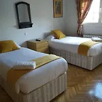 Chalet Avila Rooms