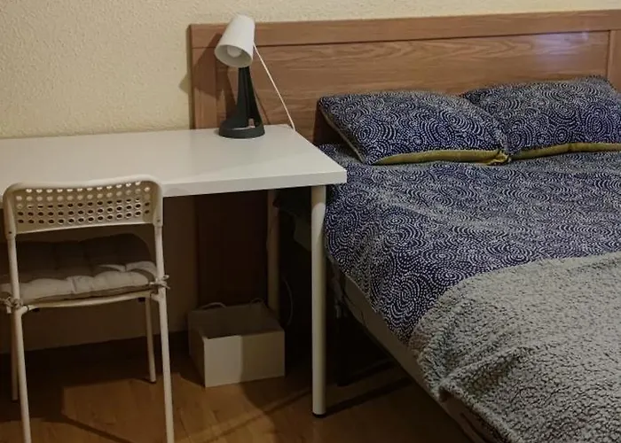 Amplia Habitacion En Buena Ubicacion