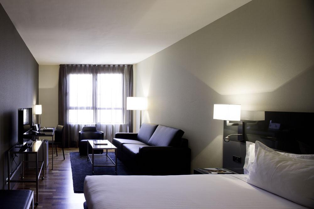 Hotel Ac Avenida De América By Marriott Madrid