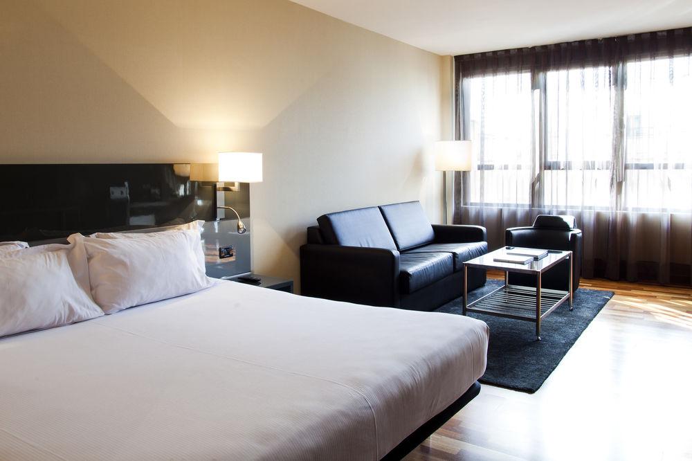 Ac Avenida De América By Marriott Hotel 3*