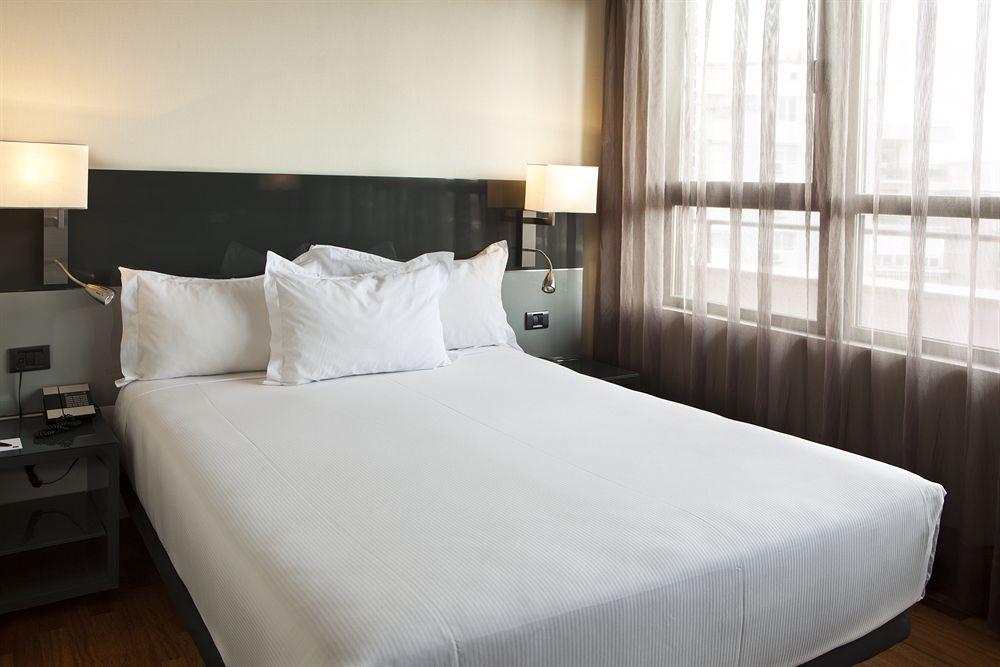 Hotel Ac Avenida De América By Marriott 3*