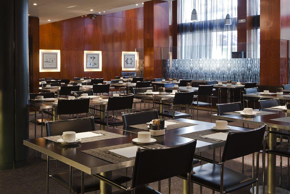 Ac Avenida De América By Marriott Hotel 3*