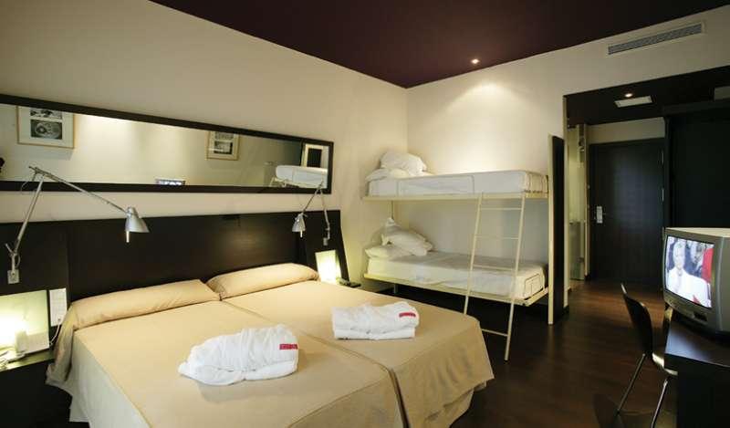 Hotel Avenida Gran Vía 3*
