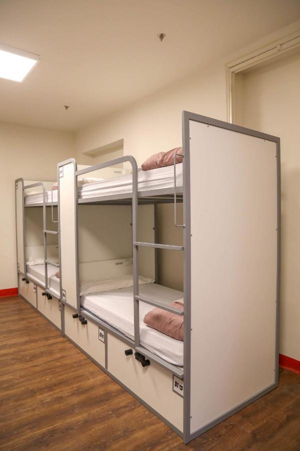 Hostal Cats Sol *
