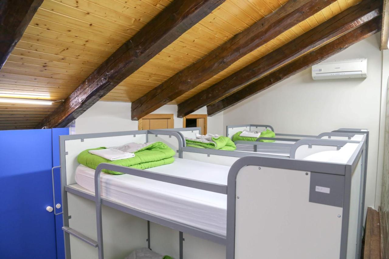 Hostal Cats Sol