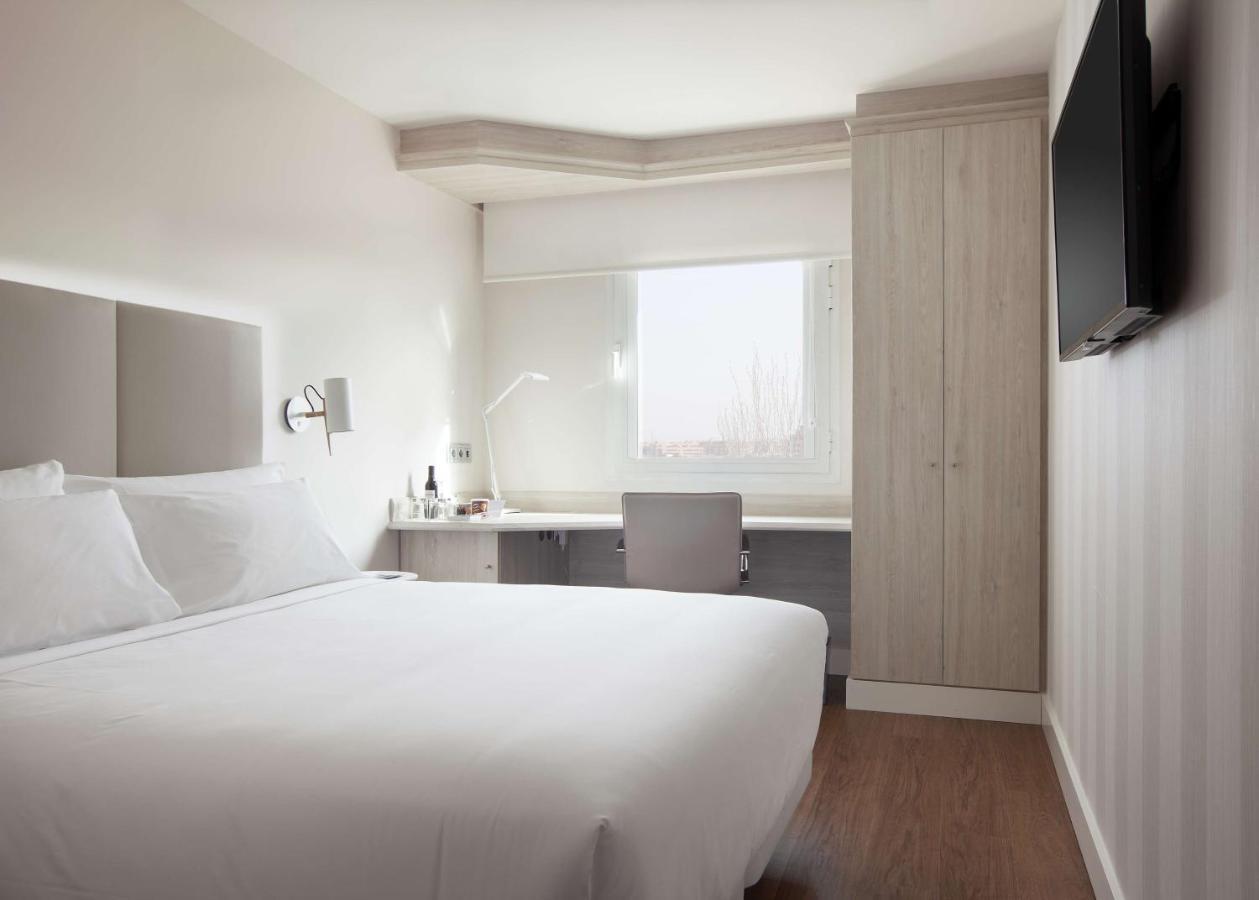 Nh Barajas Airport Hotel