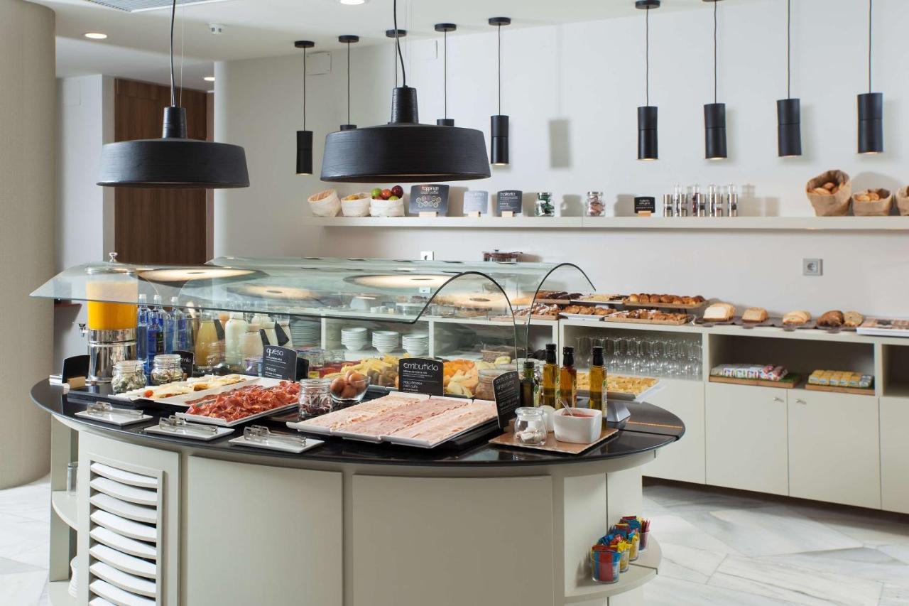 Nh Barajas Airport Hotel
