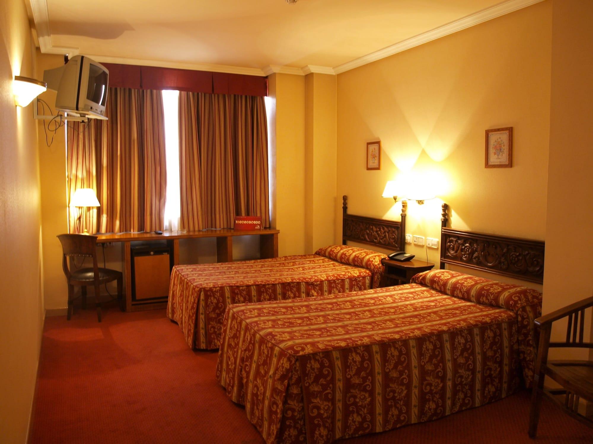 Hotel Don Luis 3*