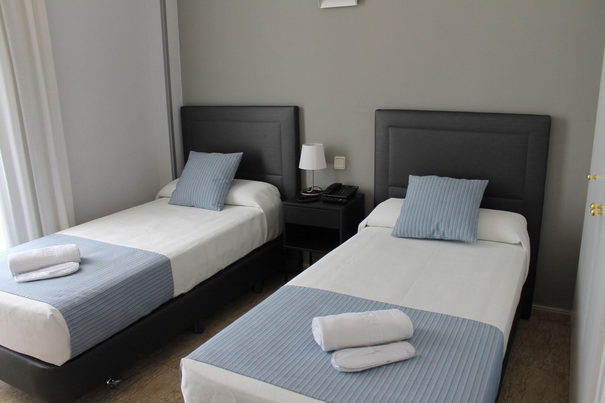 Barajas Plaza Hotel 3*