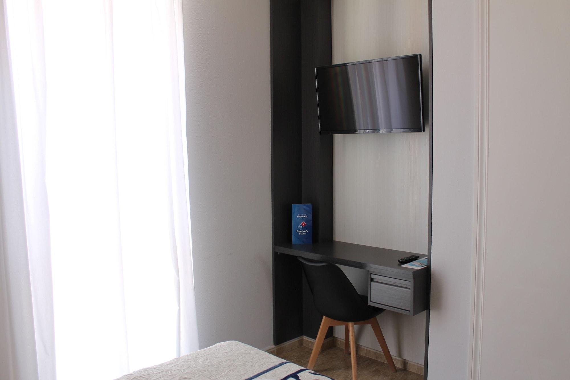 Barajas Plaza Hotel 3*