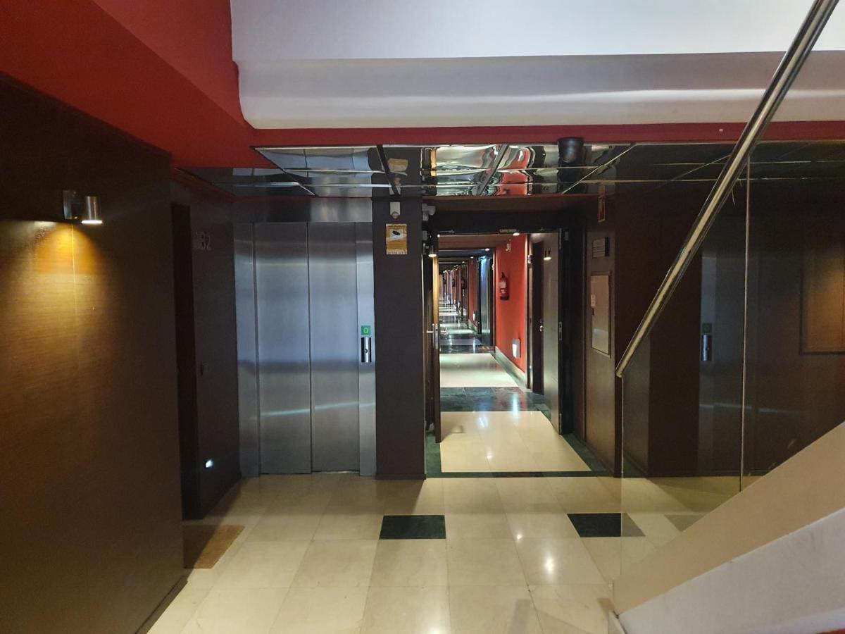 Duplex C/ Alcala-ifema-clinica Navarra- Con Terraza Y Parking Apartamento