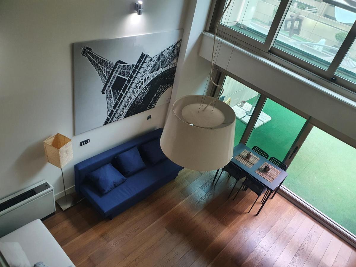 Apartamento Duplex C/ Alcala-ifema-clinica Navarra- Con Terraza Y Parking