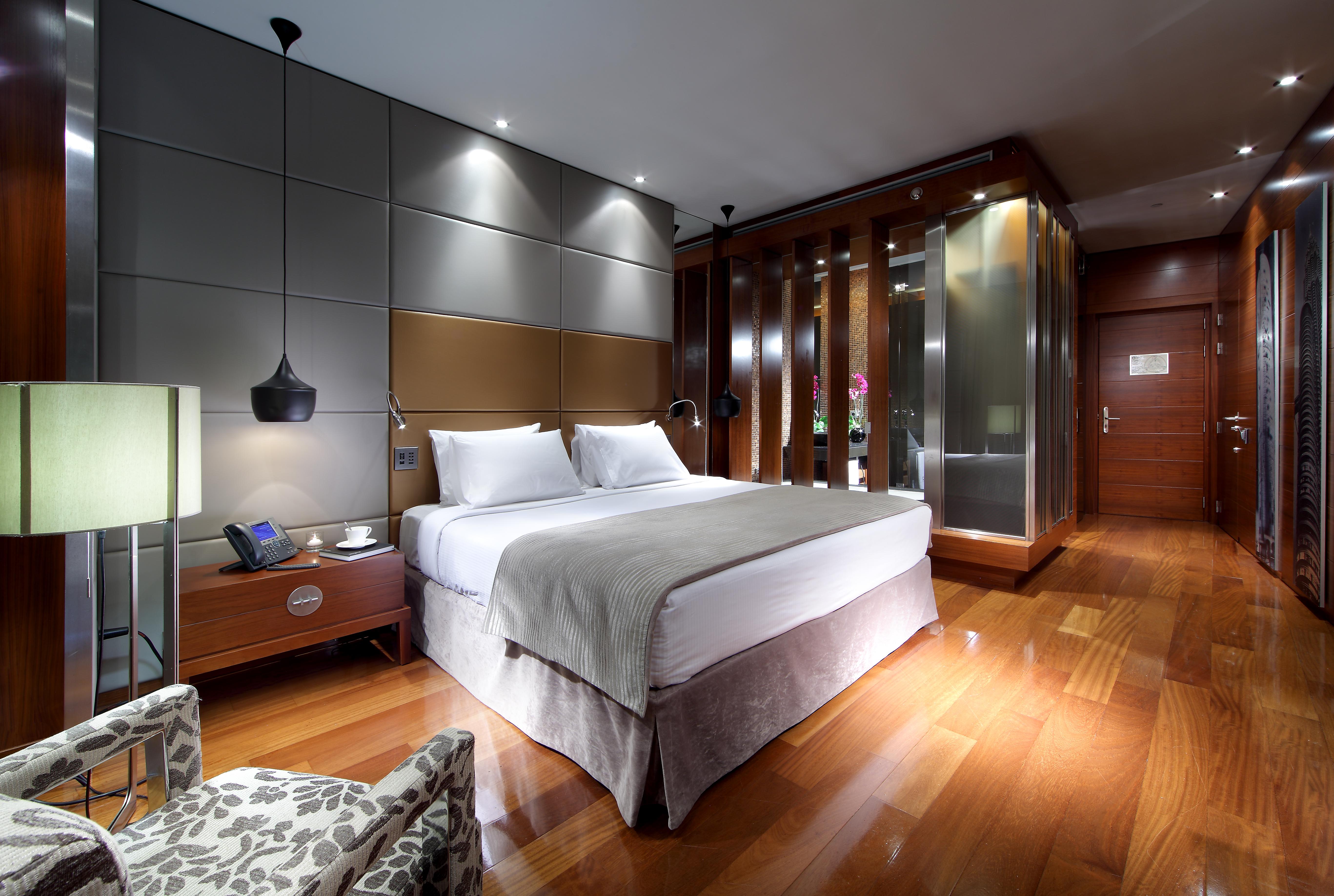 Eurostars Tower Hotel 5*