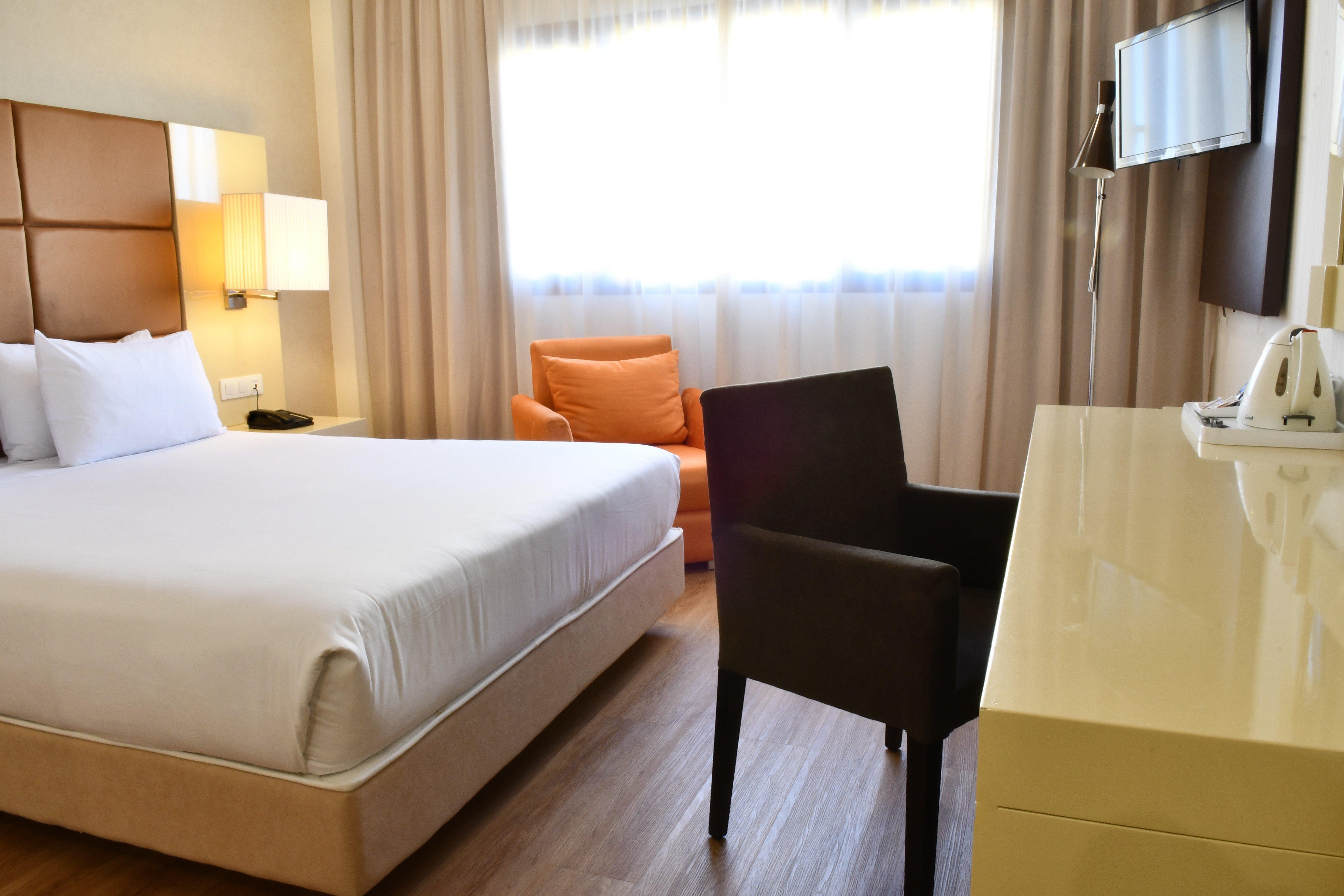 - Tablas, An Ihg Hotel