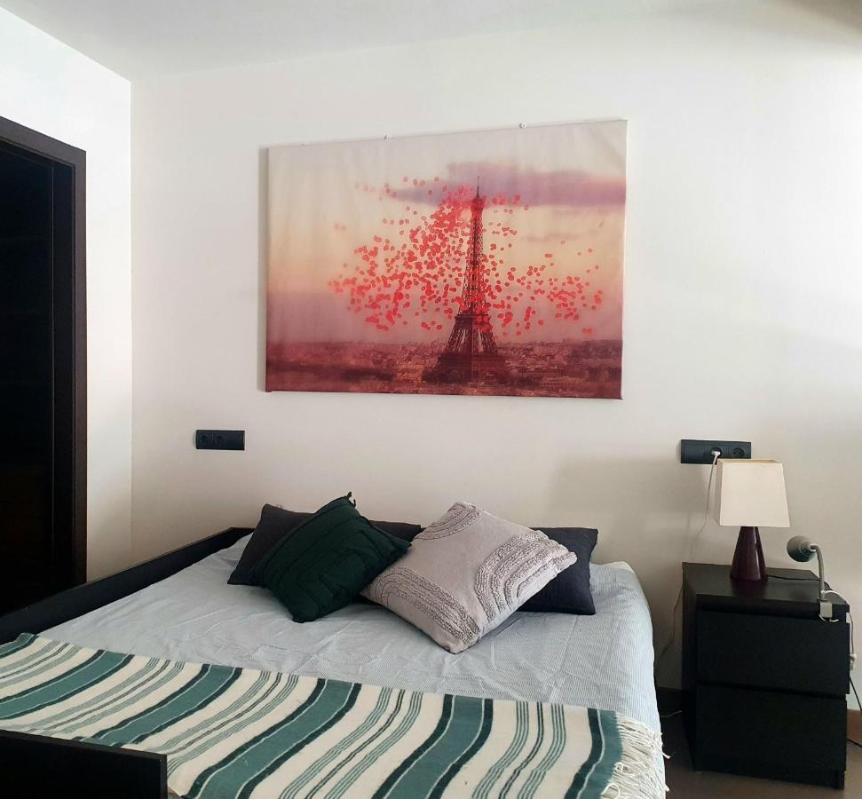 Duplex C/ Alcala-ifema-clinica Navarra- Con Terraza Y Parking Apartamento
