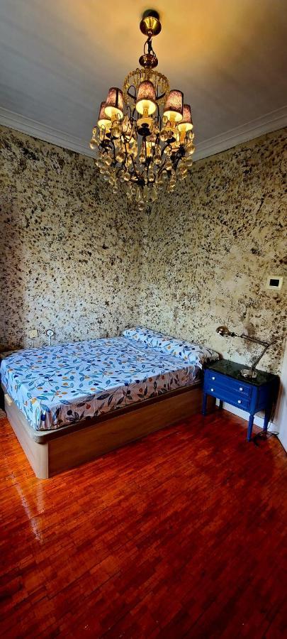 La Guarida De Burton Apartment Madrid