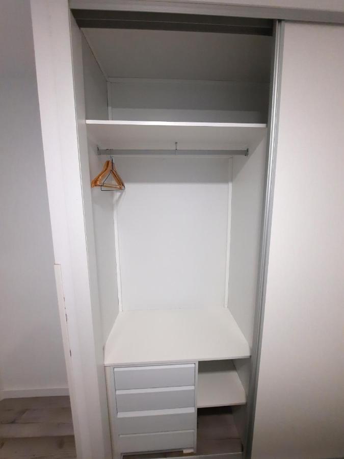 Aeropuerto - Ifema - Wanda - Plenilunio Apartamento Madrid