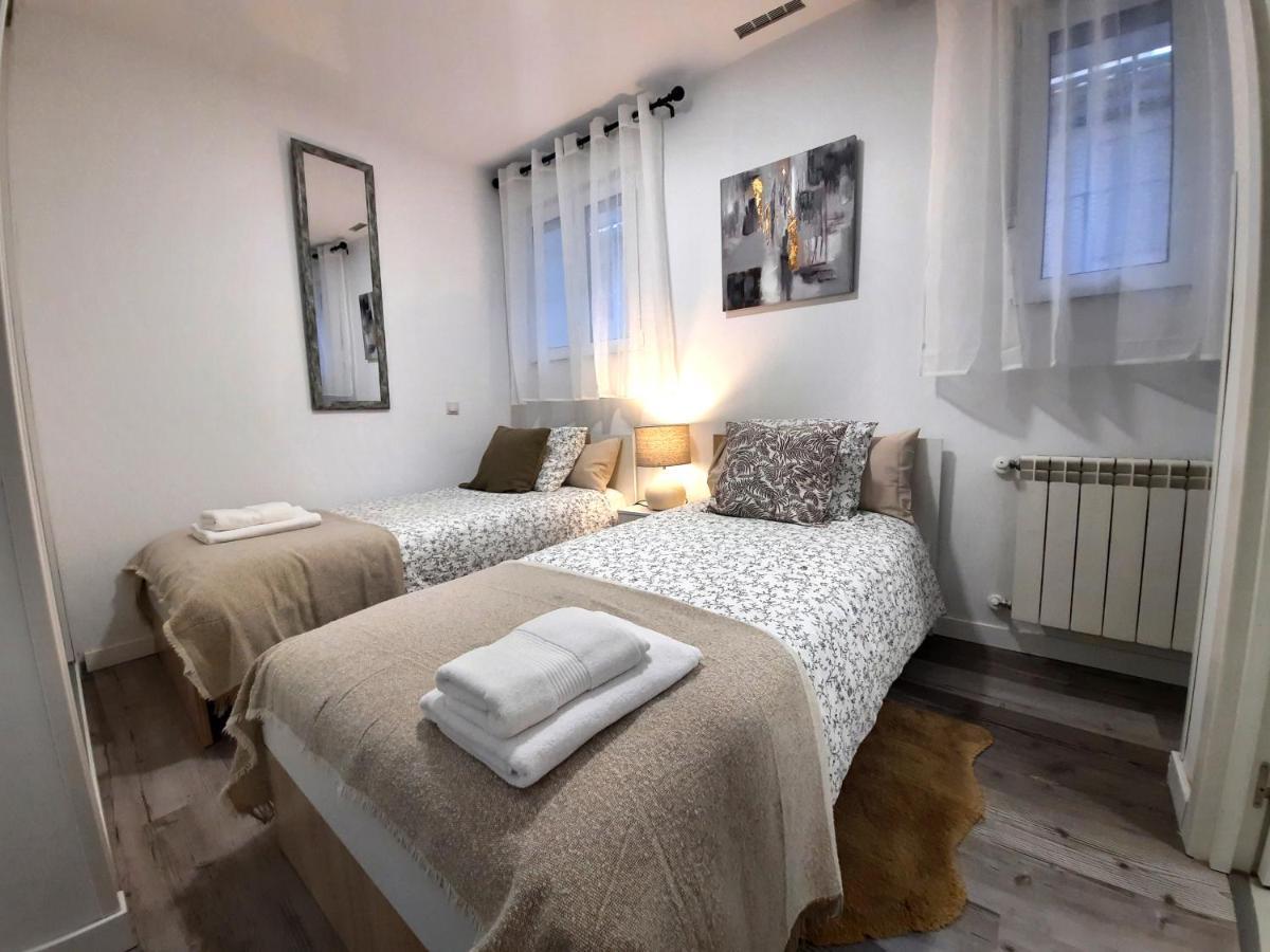 Aeropuerto - Ifema - Wanda - Plenilunio Apartamento Madrid