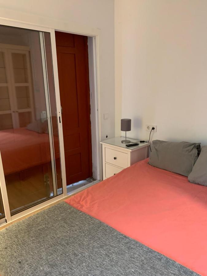 Con Entrada Independiente Cerca A Ifema Y Aeropuerto Apartamento *