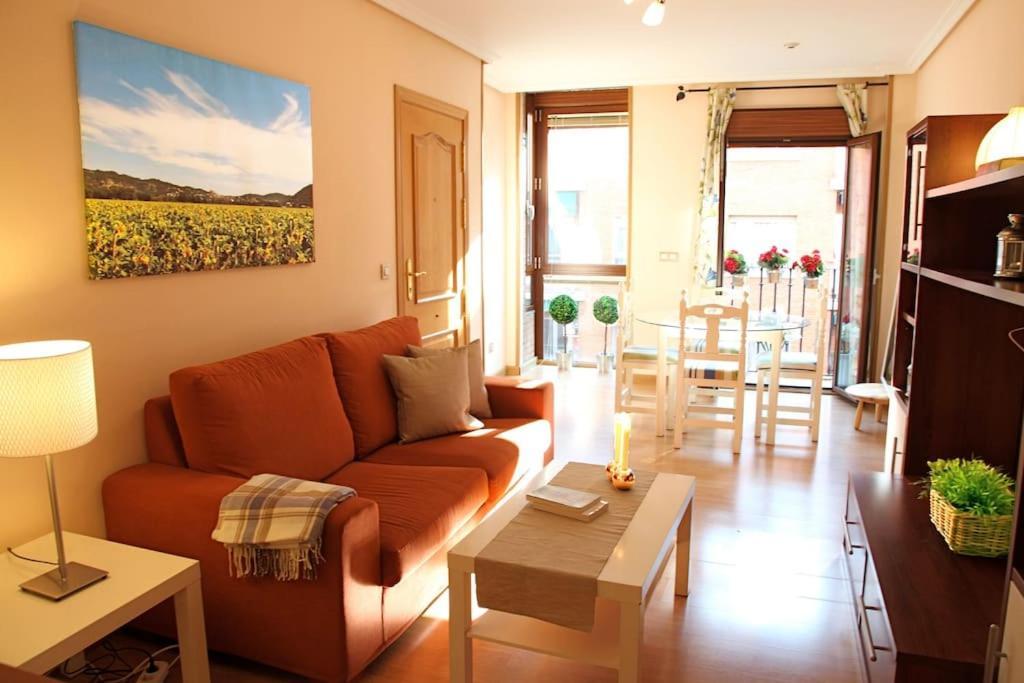 Balcon Con Luz Natural Apartamento