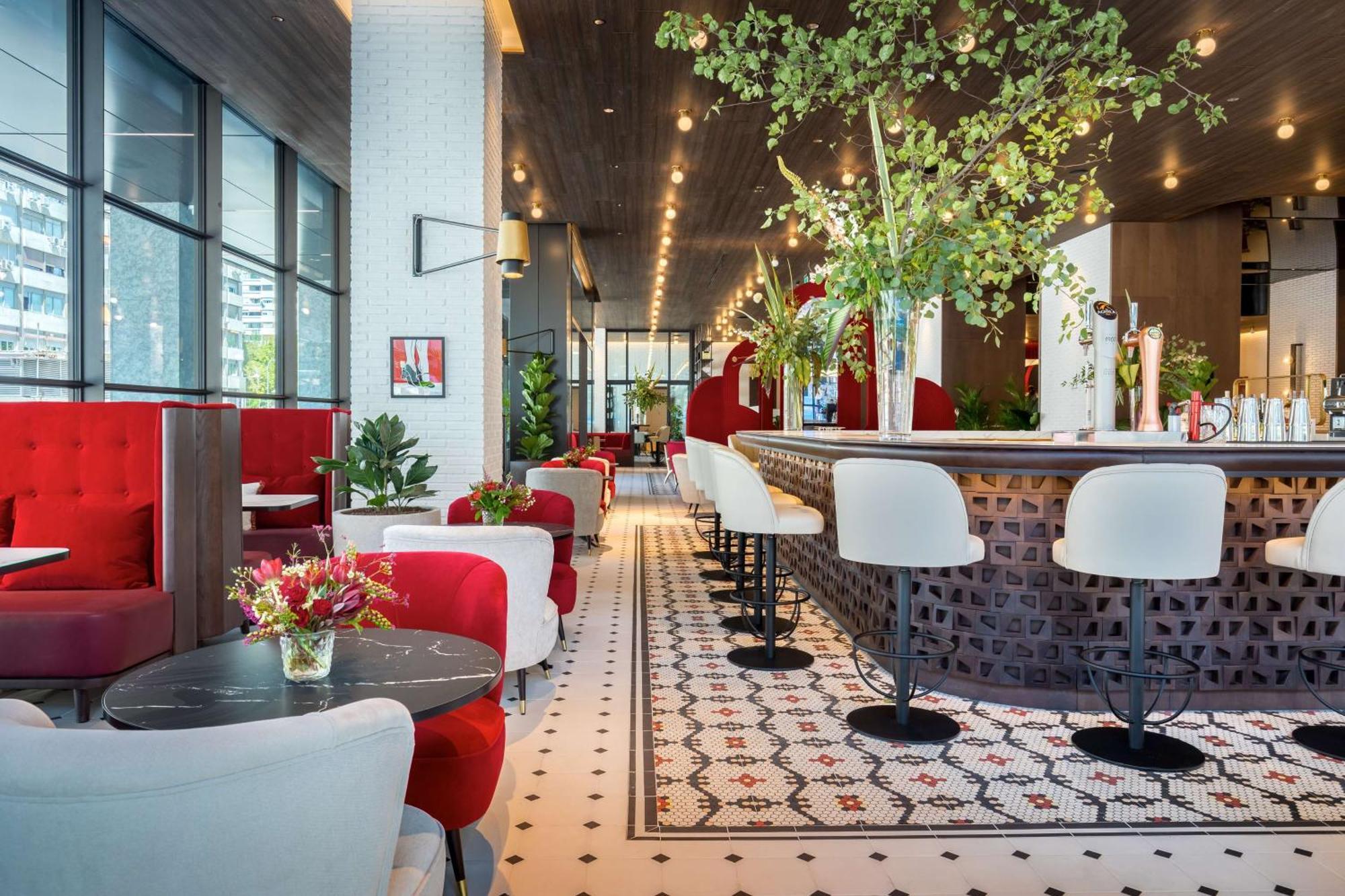 Hotel Canopy By Hilton Castellana 4*