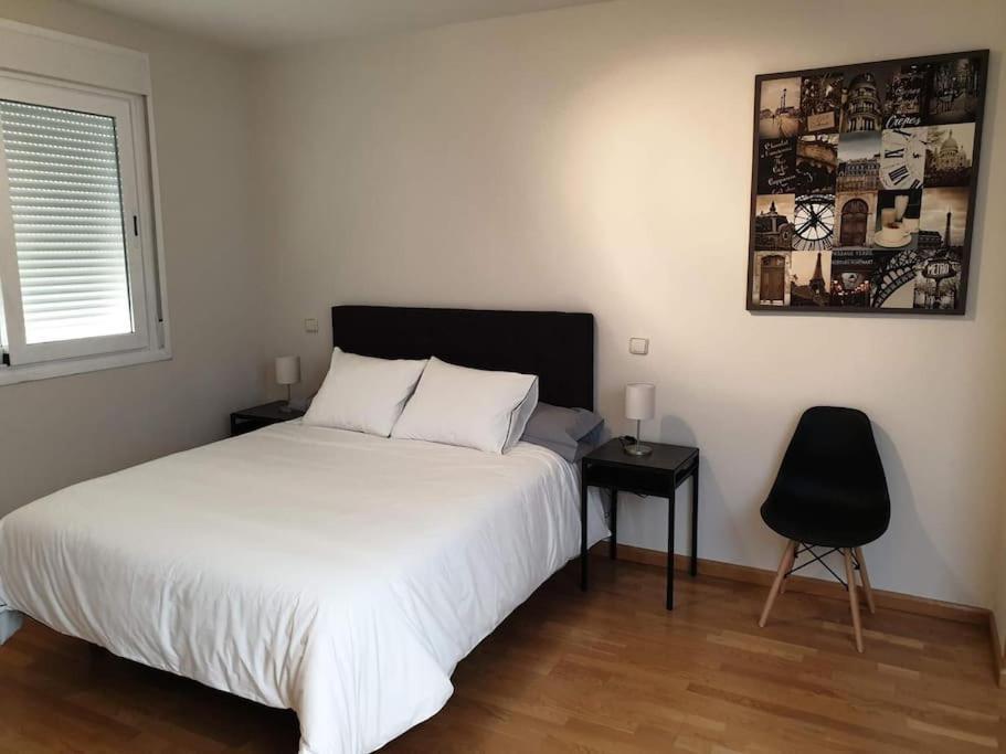 Ifema 5 4 Banos, Parking Free Holiday home *