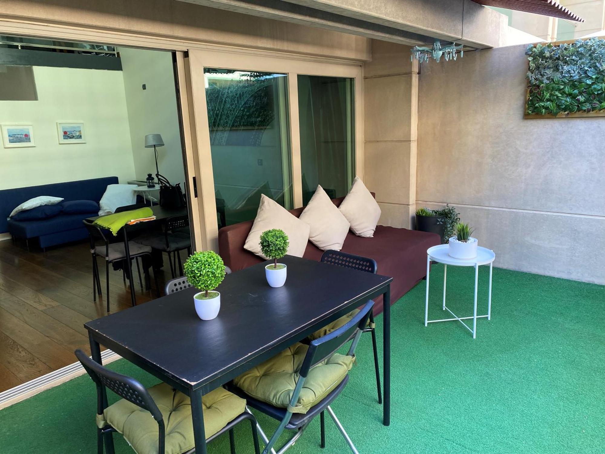 Apartamento Duplex C/ Alcala-ifema-clinica Navarra- Con Terraza Y Parking *