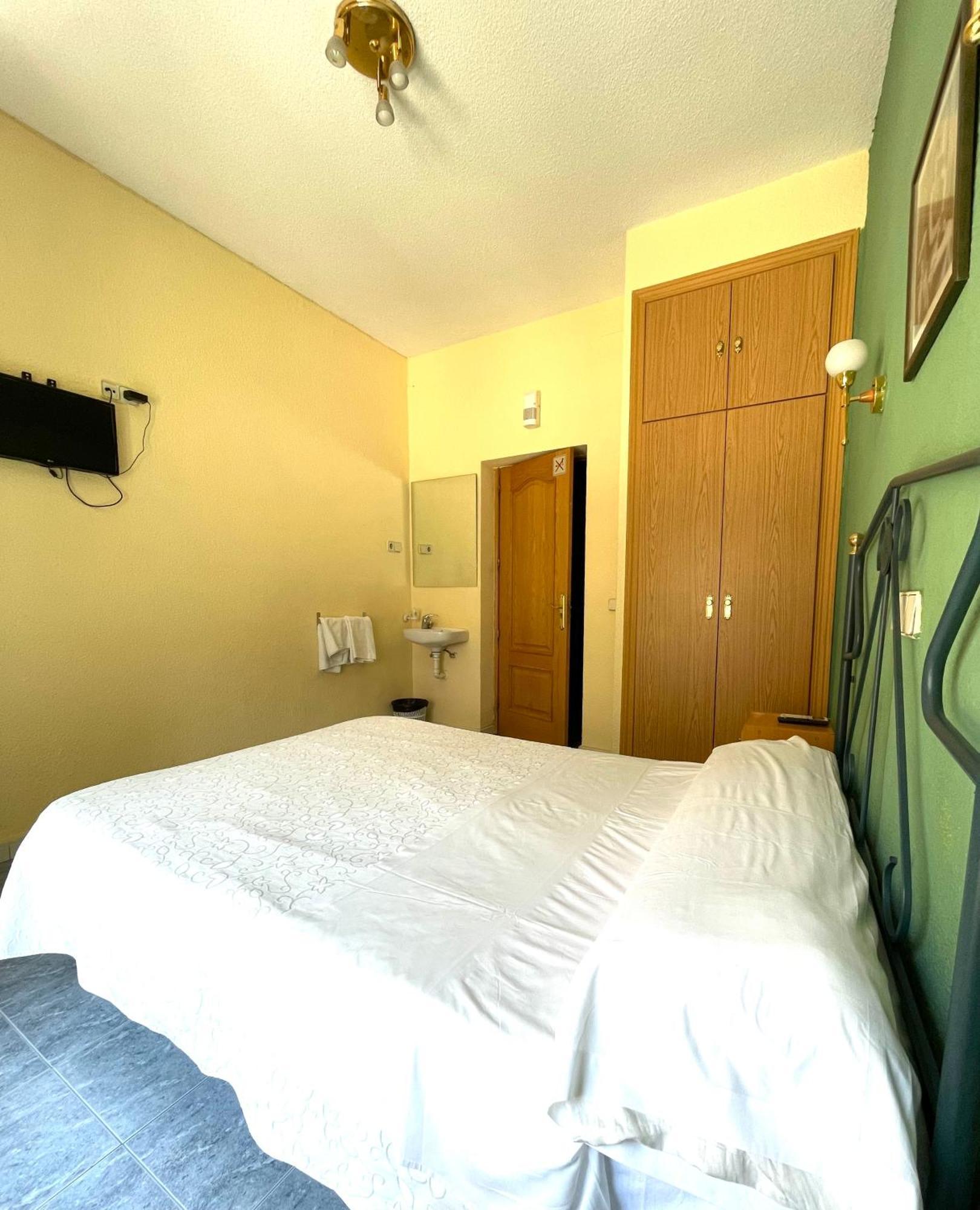 Residencia Fernandez * Madrid